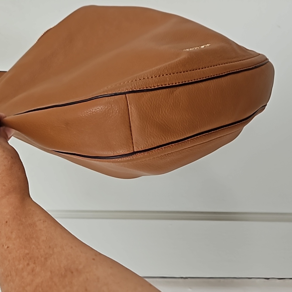 MICHAEL KORS Lydia Brown Pebbled Leather Hobo- Like NEW - Picture 10 of 13